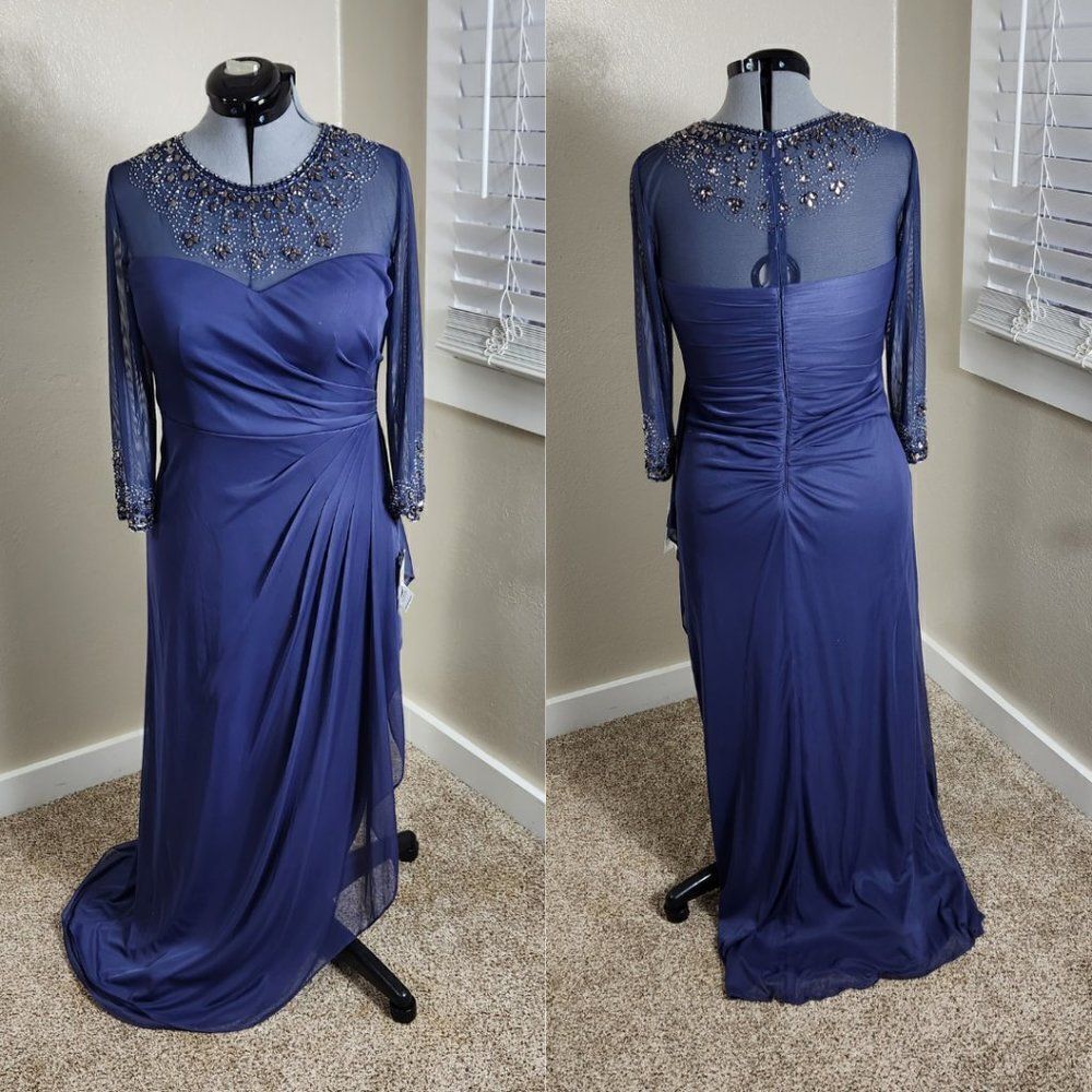 Alex Evenings A-Line Mesh Gown Beaded Illusion Sweetheart Neckline Size 10P NWT